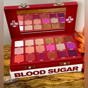 JEFFREE STAR Blood Sugar Palette - NEW YEAR | Celebrity | Jeffrey | Celebrate 🎉
